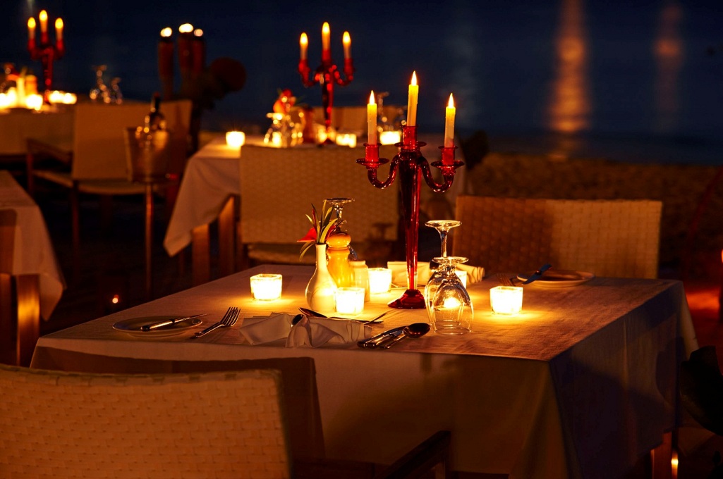 5-Things-to-Look-for-When-Choosing-Restaurants-for-Romantic-Rendezvous-1.jpg